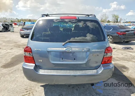 2005 Toyota Highlander Base from USA, damaged, VIN JTEGP21A150065536
